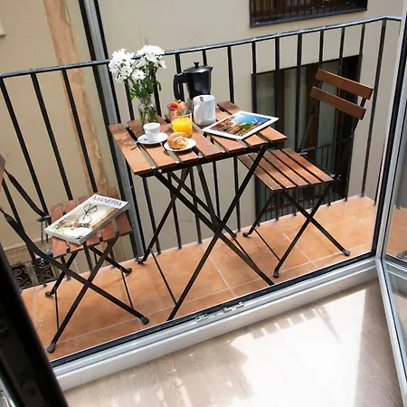 Singularstays Mercado Central Valencia Room photo