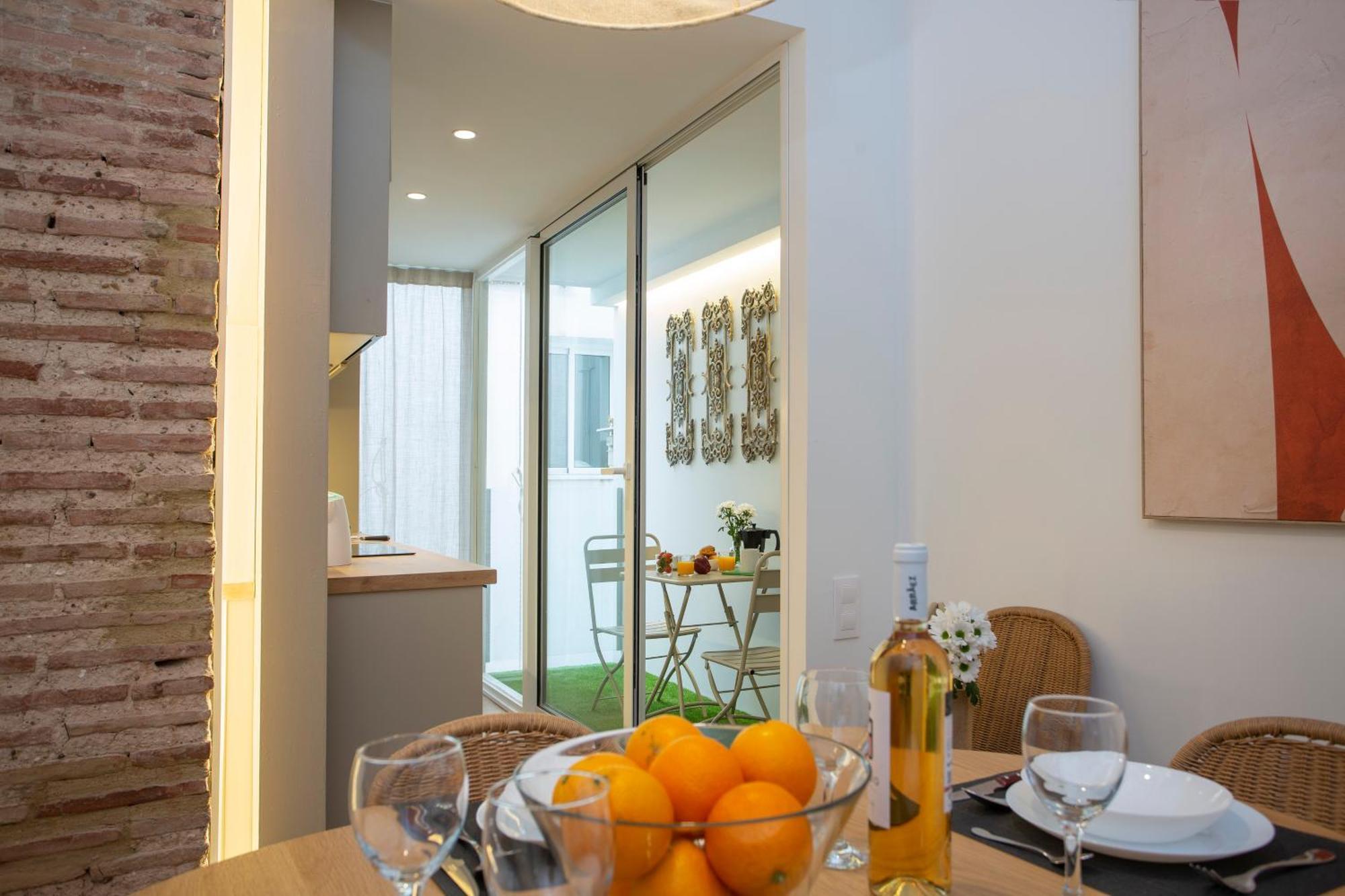 Apartment Singularstays Mercado Valencia